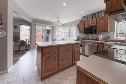 Photo 8 at 12271 234 Street, East Central, Maple Ridge