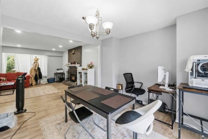 Photo 5 at 19536 118b Avenue, Central Meadows, Pitt Meadows
