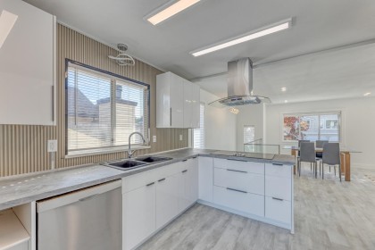 Photo 4 at 22419 125 Avenue, East Central, Maple Ridge