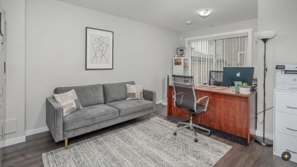 Photo 17 at 2 - 10480 248 Street, Thornhill MR, Maple Ridge