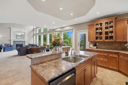 Photo 5 at 10240 Rolley Crescent, Thornhill MR, Maple Ridge