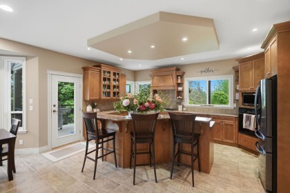Photo 10 at 10240 Rolley Crescent, Thornhill MR, Maple Ridge