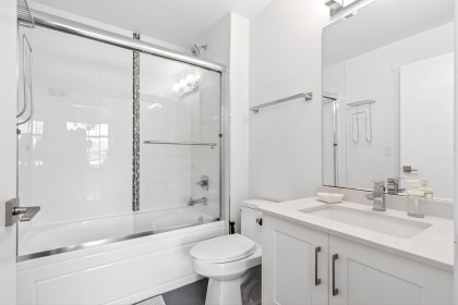Photo 22 at 403 - 22577 Royal Crescent, East Central, Maple Ridge
