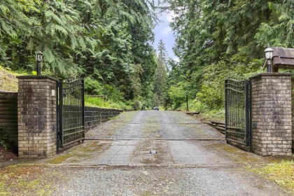 Photo 37 at 26350 Trethewey Crescent, Websters Corners, Maple Ridge