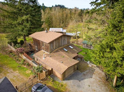 Photo 2 at 8899 Taylor Street, Hatzic, Mission