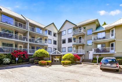 Photo 2 at 304 - 19236 Ford Road, Central Meadows, Pitt Meadows