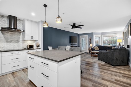 Photo 3 at 304 - 19236 Ford Road, Central Meadows, Pitt Meadows