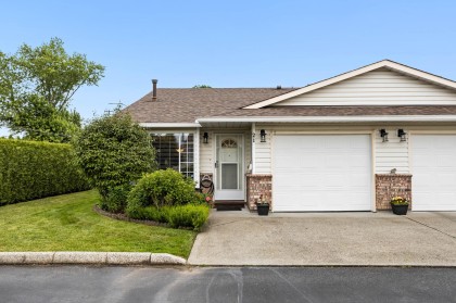Photo 1 at 21 - 12276 189a Street, Central Meadows, Pitt Meadows