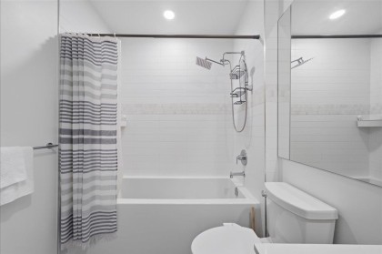 Photo 12 at 104 - 2345 Rindall Avenue, Central Pt Coquitlam, Port Coquitlam