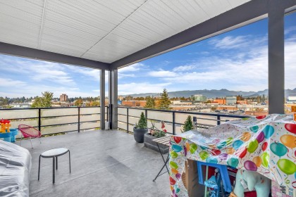 Photo 20 at 508 - 22577 Royal Crescent, East Central, Maple Ridge