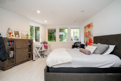 Photo 7 at 23942 Fern Crescent, Silver Valley, Maple Ridge