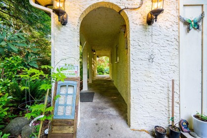 Photo 4 at 23942 Fern Crescent, Silver Valley, Maple Ridge