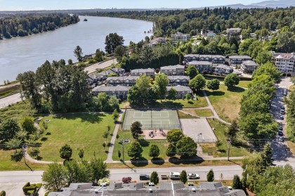 Photo 8 at 43 - 22740 116 Avenue, East Central, Maple Ridge