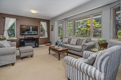 Photo 12 at 27671 112th Avenue, Whonnock, Maple Ridge