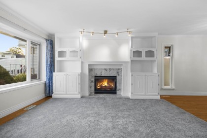 Photo 5 at 3731 Bracewell Court, Oxford Heights, Port Coquitlam