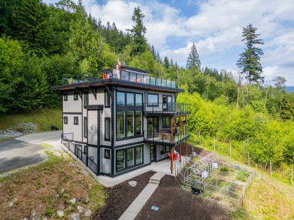 Photo 2 at 33449 Richards Avenue, Mission BC, Mission