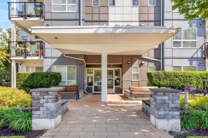 Photo 2 at 409 - 22315 122 Avenue, West Central, Maple Ridge