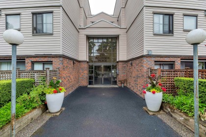 Photo 1 at 201 - 2357 Whyte Avenue, Central Pt Coquitlam, Port Coquitlam