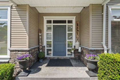 Photo 3 at 8557 Fripp Terrace, Hatzic, Mission