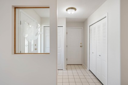 Photo 4 at 11484 207 Street, Southwest Maple Ridge, Maple Ridge