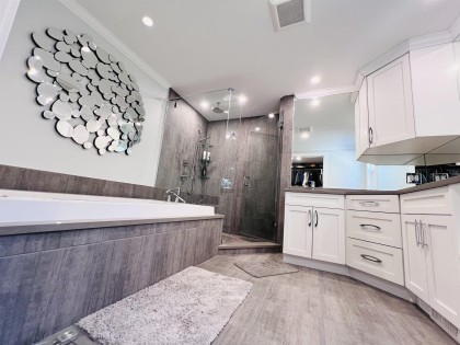 Photo 3 at 21066 Glenwood Avenue, Northwest Maple Ridge, Maple Ridge