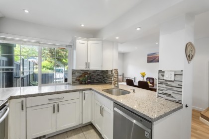 Photo 11 at 45 - 11229 232 Street, East Central, Maple Ridge