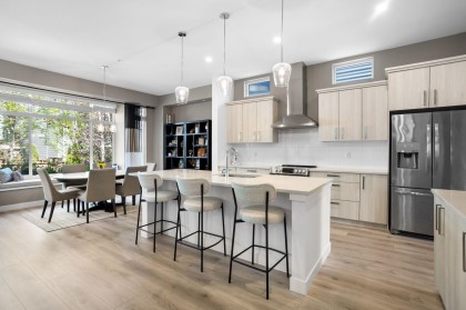 Photo 5 at 23193 113 Avenue, East Central, Maple Ridge