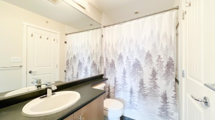 Photo 13 at 308 - 22290 North Avenue, West Central, Maple Ridge