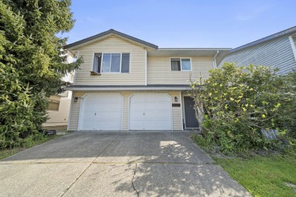 Photo 1 at 22905 113 Avenue, East Central, Maple Ridge