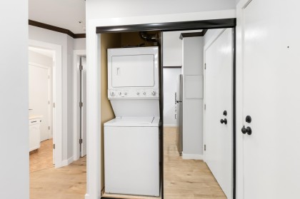 Photo 9 at 207 - 11595 Fraser Street, East Central, Maple Ridge