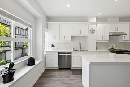 Photo 4 at 94 - 1055 Riverwood Gate, Riverwood, Port Coquitlam