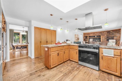 Photo 5 at 12643 Garibaldi Street, Northeast, Maple Ridge