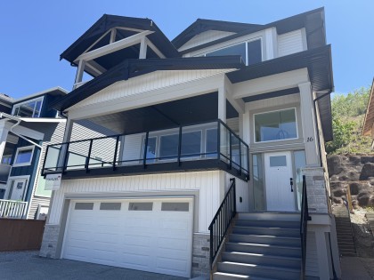 Photo 1 at 16 - 24850 106 Avenue, Thornhill MR, Maple Ridge