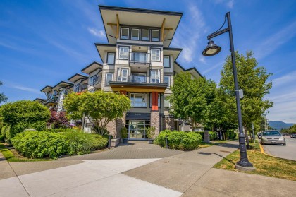 Photo 1 at 418 - 12075 Edge Street, East Central, Maple Ridge