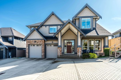 Photo 1 at 33802 Kettley Place, Mission BC, Mission