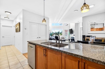 Photo 4 at 410 - 12350 Harris Road, Mid Meadows, Pitt Meadows
