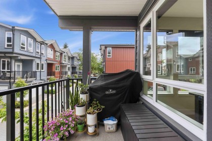 Photo 34 at 10 - 11851 232 Street, East Central, Maple Ridge