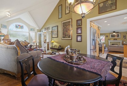 Photo 7 at 33091 Hawthorne Avenue, Mission BC, Mission