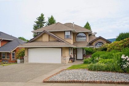 Photo 1 at 33091 Hawthorne Avenue, Mission BC, Mission