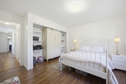 Photo 12 at 5 - 15875 20 Avenue, King George Corridor, South Surrey White Rock