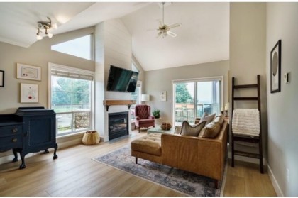 Photo 1 at 305 - 33150 4th Avenue, Mission BC, Mission