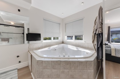 Photo 21 at 34758 Pakenham Place, Hatzic, Mission
