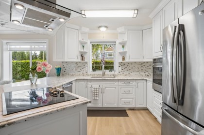 Photo 5 at 19573 116b Avenue, South Meadows, Pitt Meadows