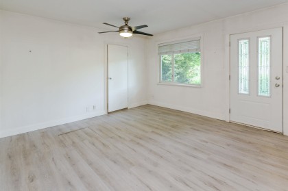 Photo 10 at 20420 Lorne Avenue, Southwest Maple Ridge, Maple Ridge