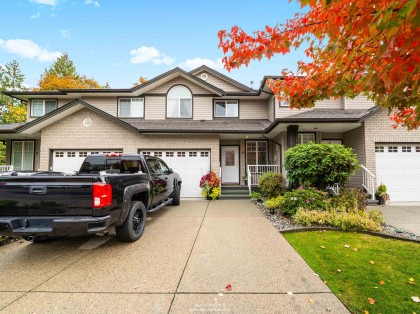 Photo 2 at 35 - 11358 Cottonwood Drive, Cottonwood MR, Maple Ridge