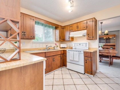 Photo 11 at 8064 Ivy Court, Mission BC, Mission