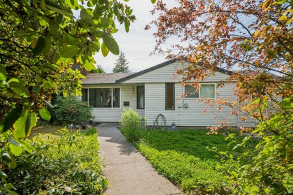Photo 1 at 1617 Western Drive, Mary Hill, Port Coquitlam