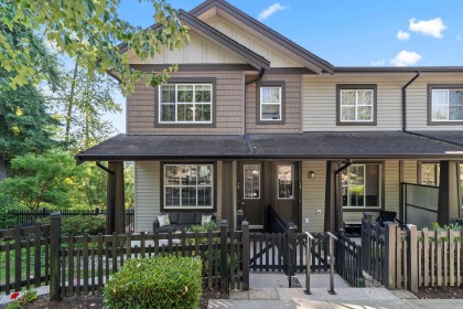 Photo 2 at 16 - 11176 Gilker Hill Road, Cottonwood MR, Maple Ridge