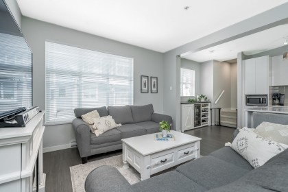 Photo 10 at 602 - 11295 Pazarena Place, East Central, Maple Ridge