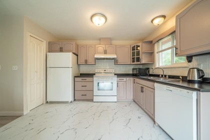 Photo 7 at 12208 Mctavish Place, Northwest Maple Ridge, Maple Ridge